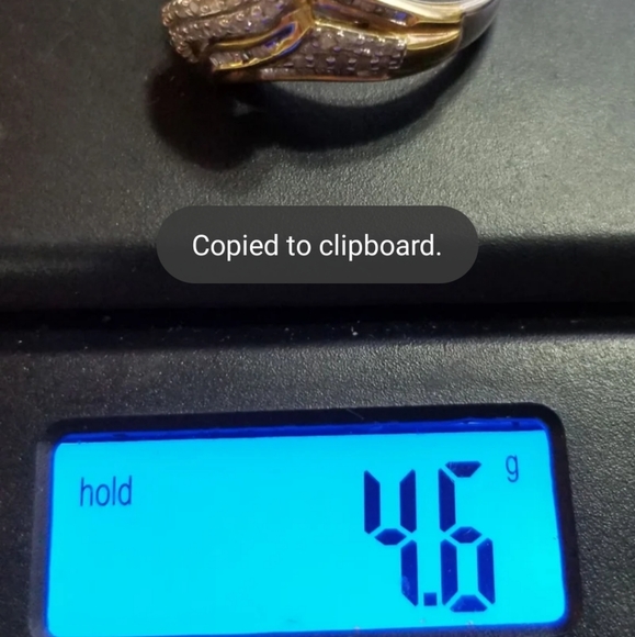 R267  Natural White Diamond Cocktail Ring - Picture 11 of 12